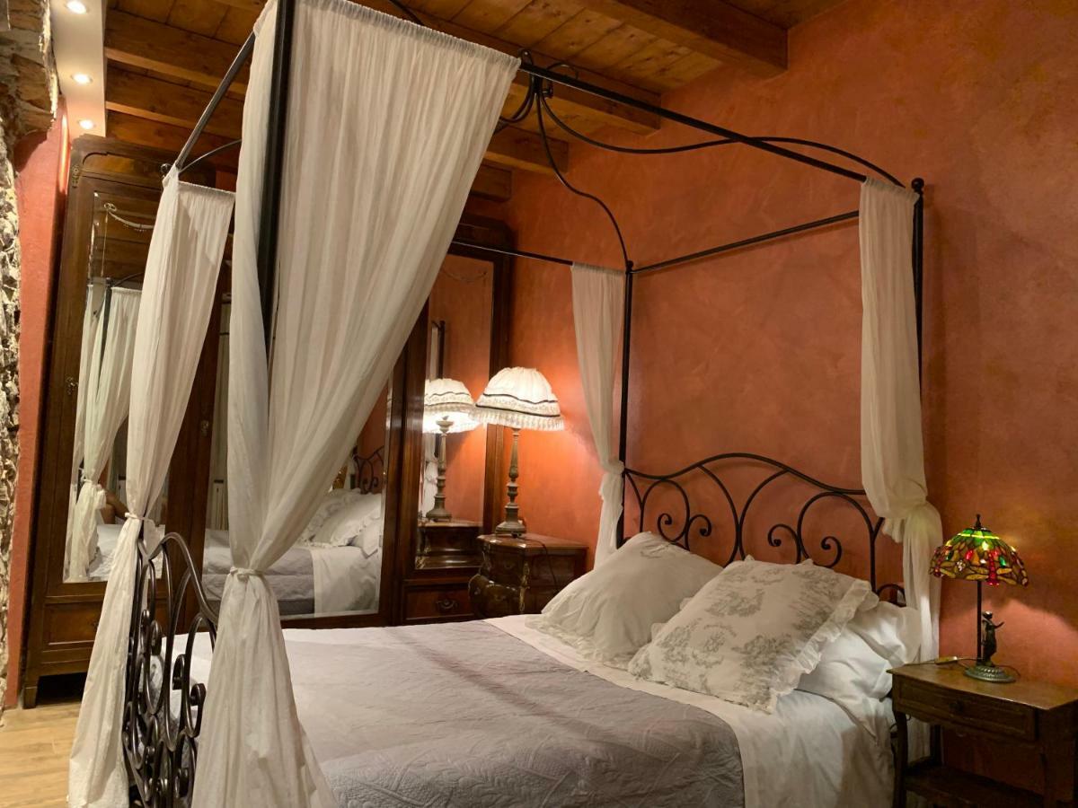 Il Giardino Segreto Arona, Charming Apartments Exterior photo